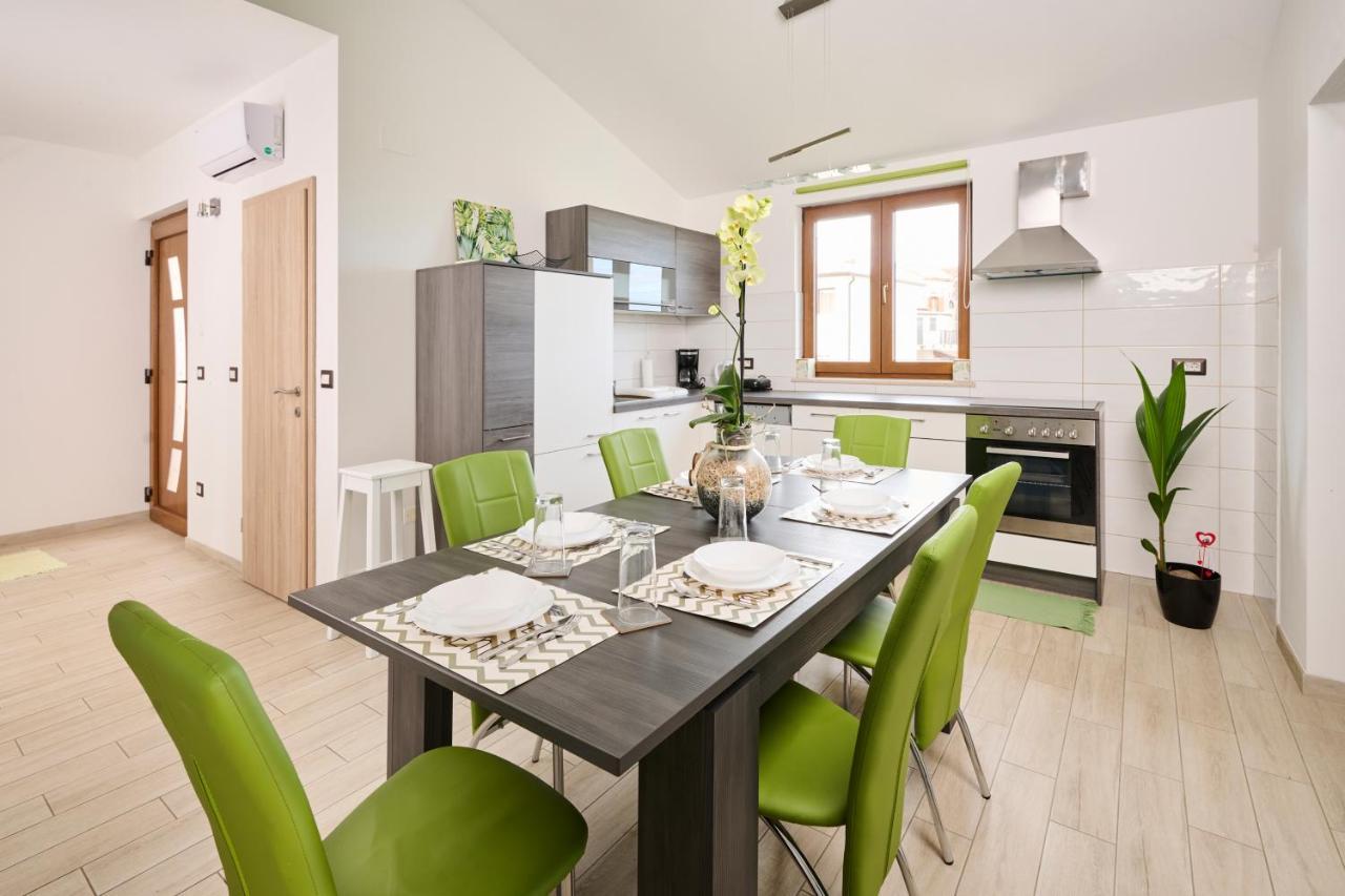 Aisha Apartment Brtonigla Luaran gambar